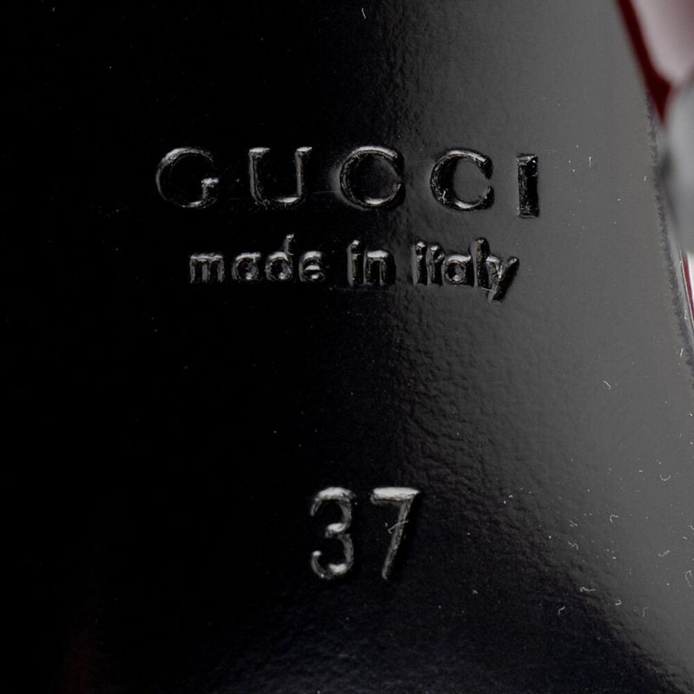 Gucci Patent Leather Chain Logo Signoria Slingback Pumps - Size 7 / 37 - Picture 7 of 8